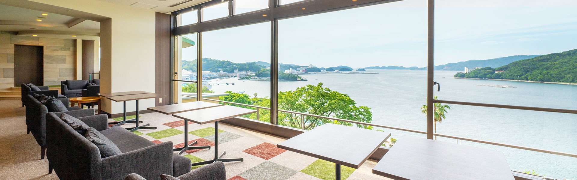 フロント・ロビー