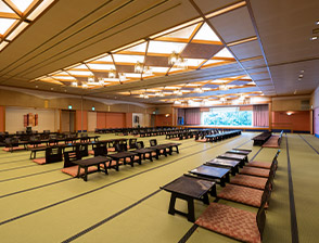 最大500名まで収容可能