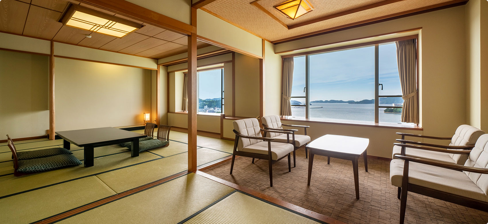 デラックスルーム